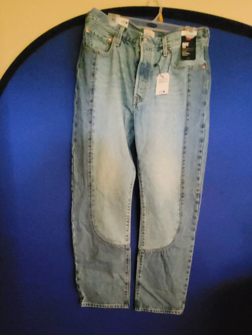 Levi 501 barrel jeans new